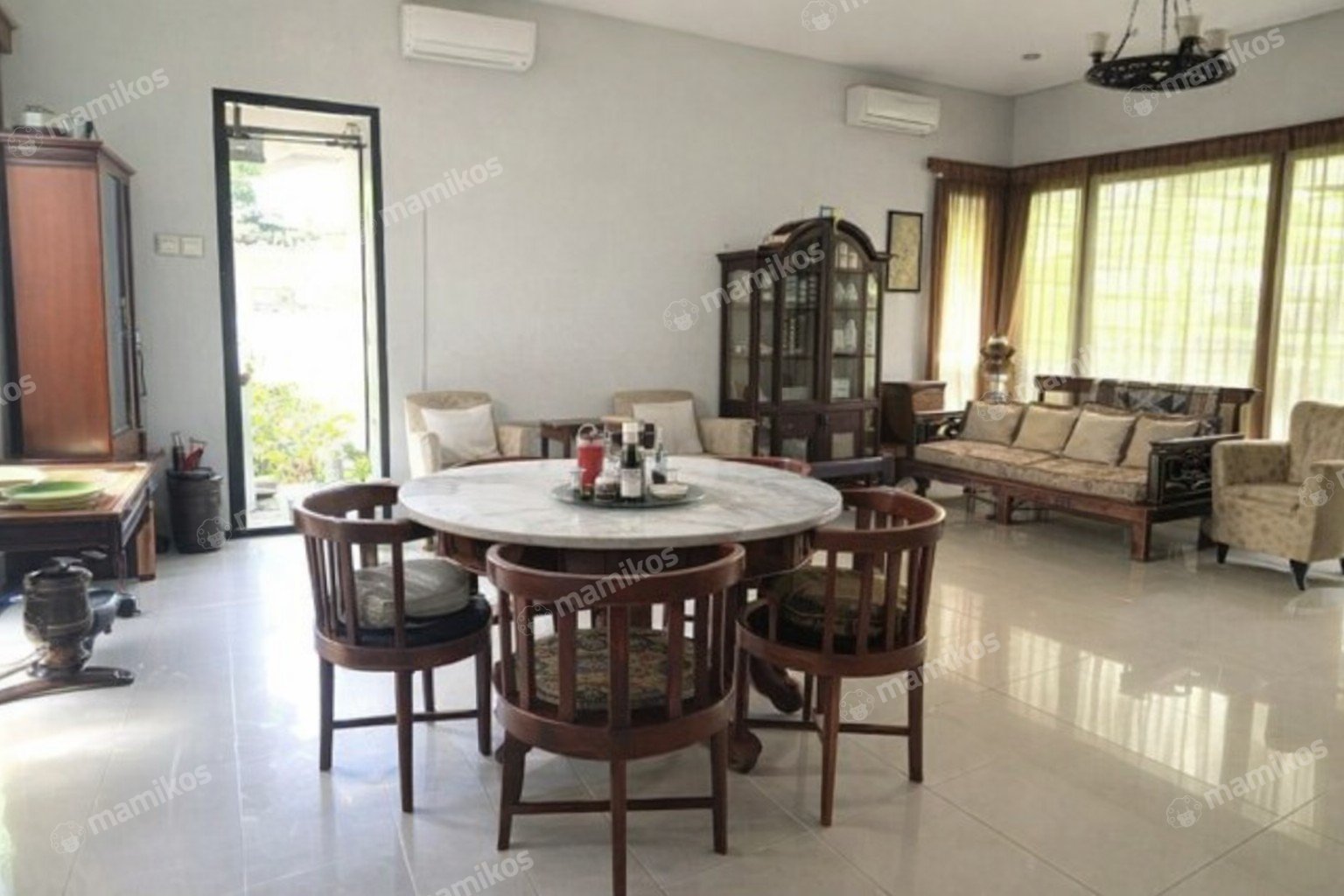 Rumah Sertifikat SHM 6 Kamar Tidur 5 Kamar Mandi Bintaro Jakarta Selatan