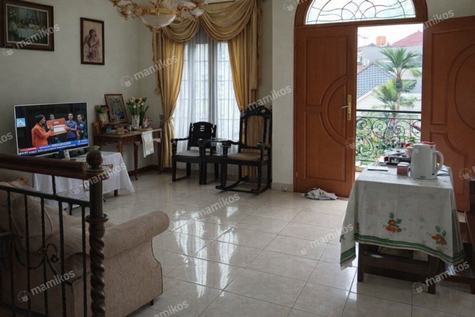 Rumah Sertifikat SHM 5 Kamar Tidur 3 Kamar Mandi Kembangan Selatan Jakarta Barat