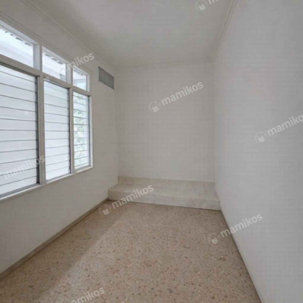 Rumah Sertifikat SHM 3 Kamar Tidur 2 Kamar Mandi Sunrise Garden Jakarta Barat - Photo 5