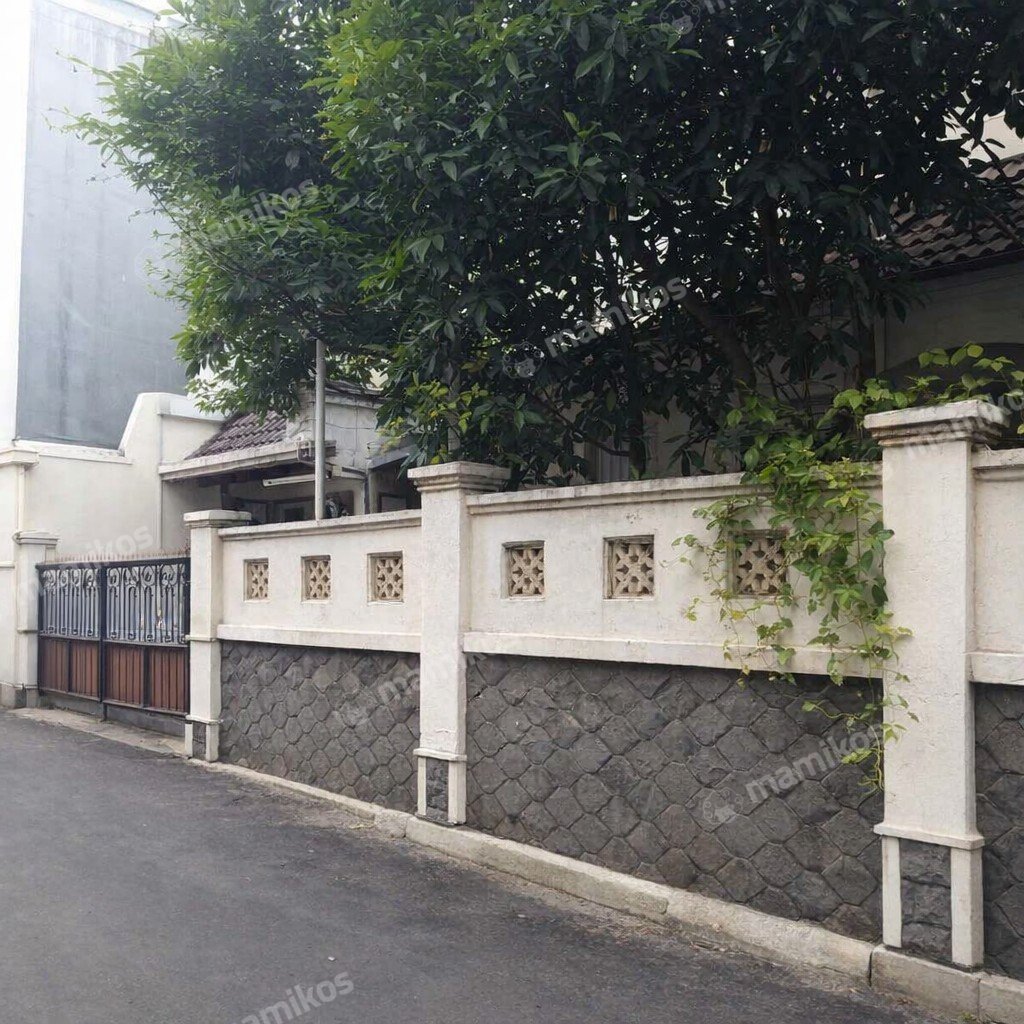 Rumah Sertifikat HGB 5 Kamar Tidur 4 Kamar Mandi Jatinegara Jakarta Timur - Photo 2