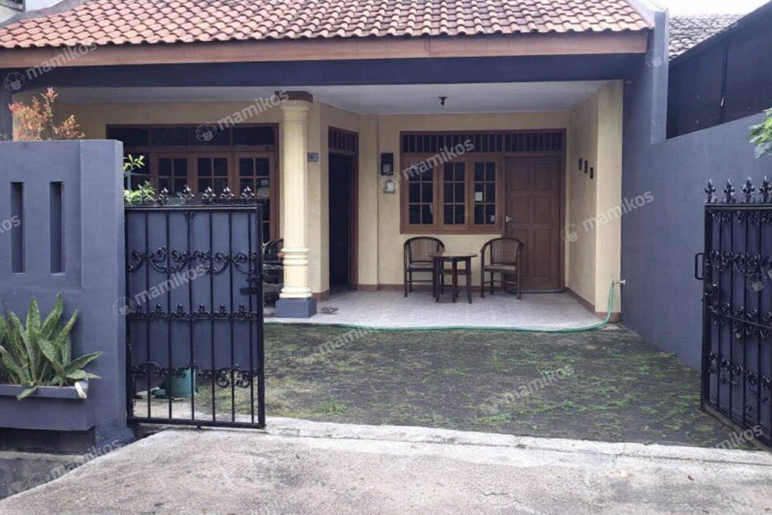 Rumah Sertifikat SHM 3 Kamar Tidur 2 Kamar Mandi Kramat Jati Jakarta Timur