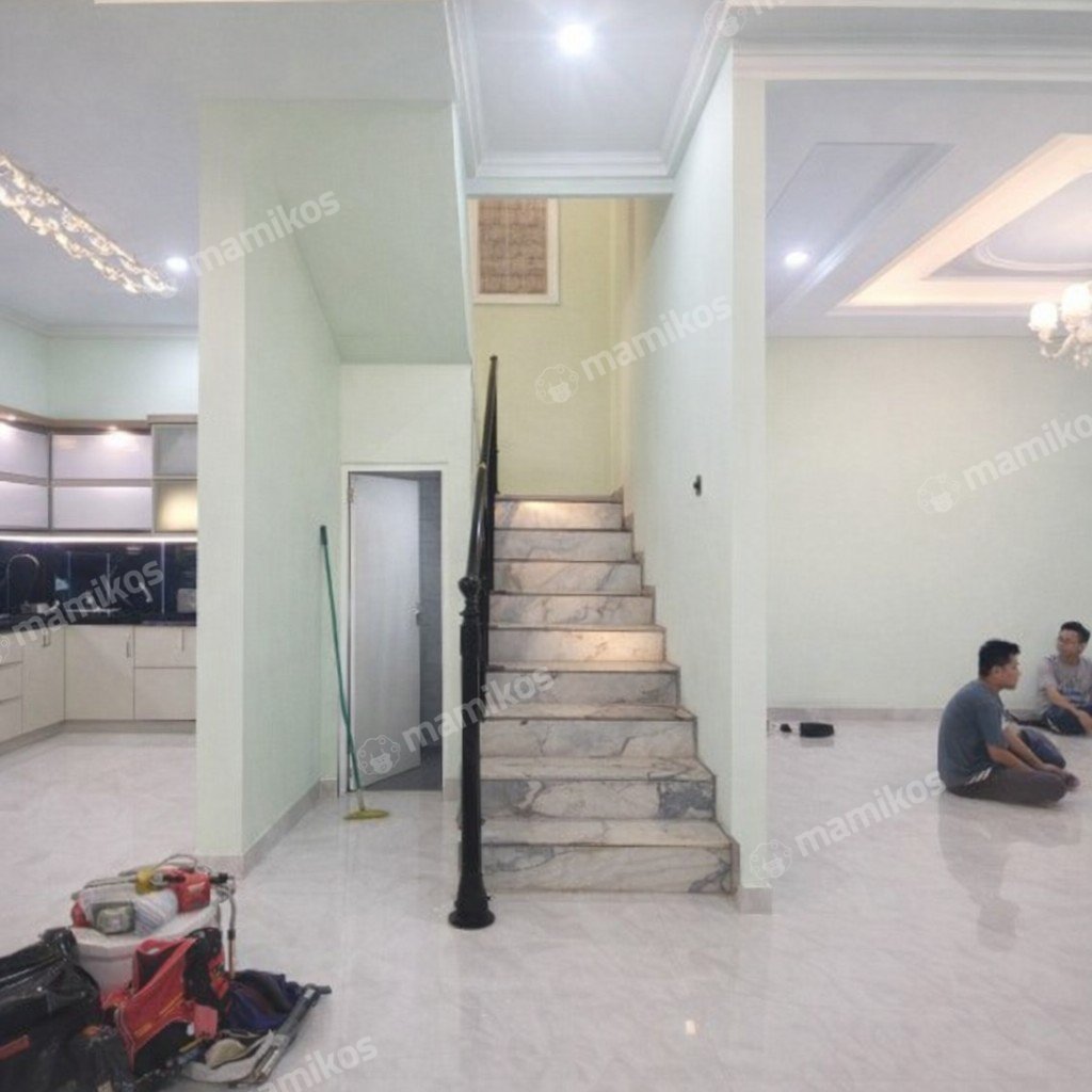 Rumah Sertifikat SHM 4 Kamar Tidur 4 Kamar Mandi Lenteng Agung Jakarta Selatan - Photo 5