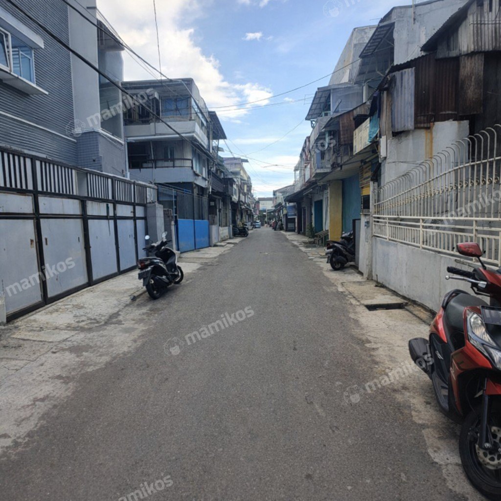 Rumah Sertifikat SHM 3 Kamar Tidur 3 Kamar Mandi Teluk Gong Jakarta Utara - Photo 2