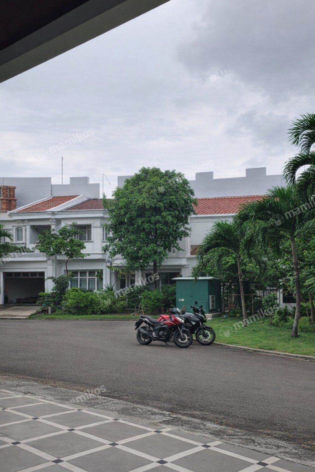 Rumah Sertifikat SHM 2 Kamar Tidur 1 Kamar Mandi Citra Grand Jakarta Timur - Photo 2
