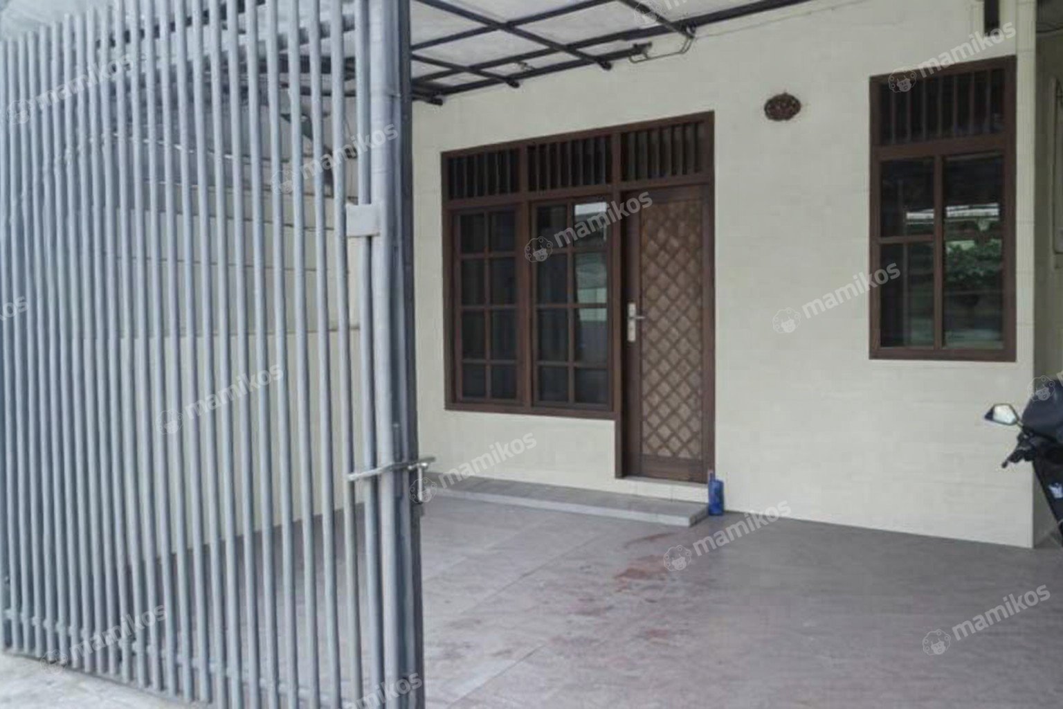 Rumah Sertifikat HGB 3 Kamar Tidur 2 Kamar Mandi Citra Garden Jakarta Barat - Photo 2