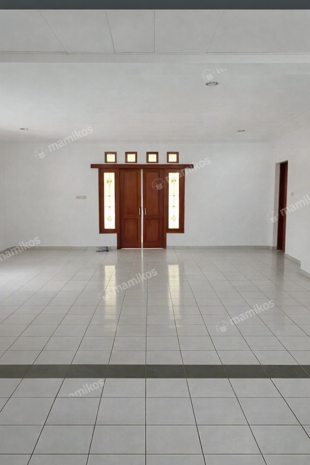 Rumah Sertifikat SHM 4 Kamar Tidur 2 Kamar Mandi Cilandak Jakarta Selatan - Photo 4