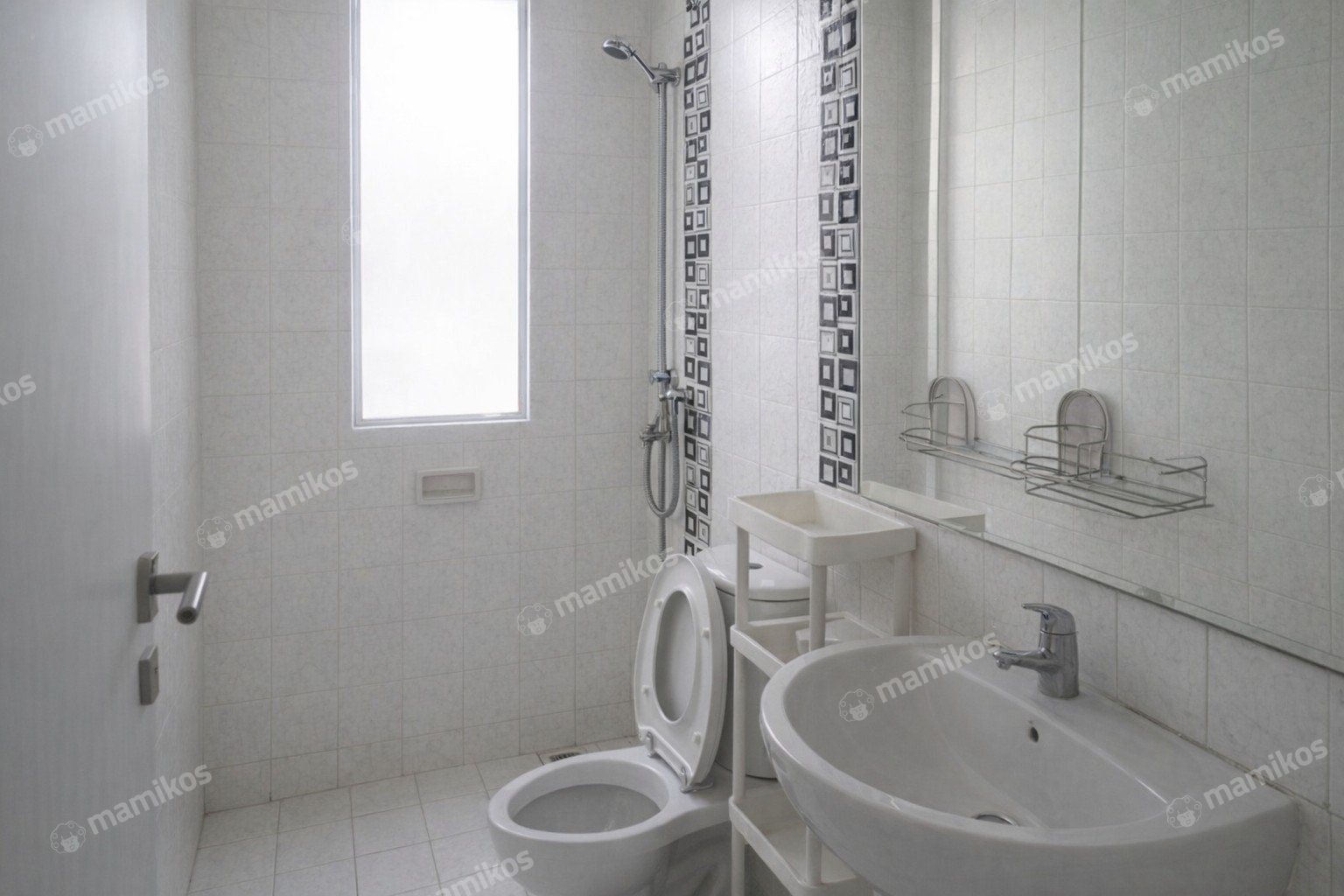 Rumah 3 Kamar Tidur 2 Kamar Mandi 2 Lantai Cakung Jakarta Timur - Photo 4