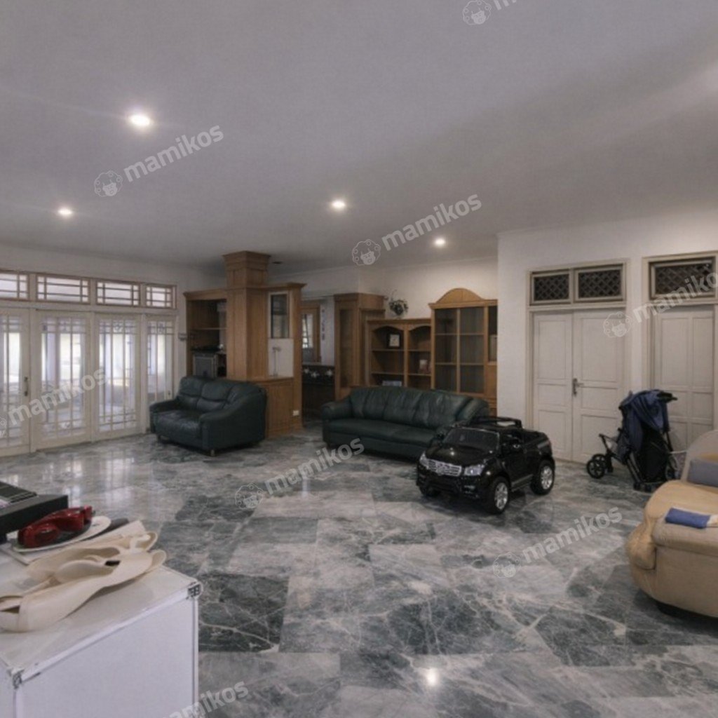 Rumah Sertifikat SHM 4 Kamar Tidur 3 Kamar Mandi Ragunan Jakarta Selatan - Photo 2