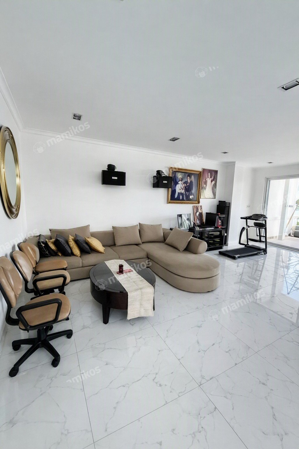 Rumah Sertifikat SHM 4 Kamar Tidur 4 Kamar Mandi Pantai Indah Kapuk Jakarta Utara - Photo 4