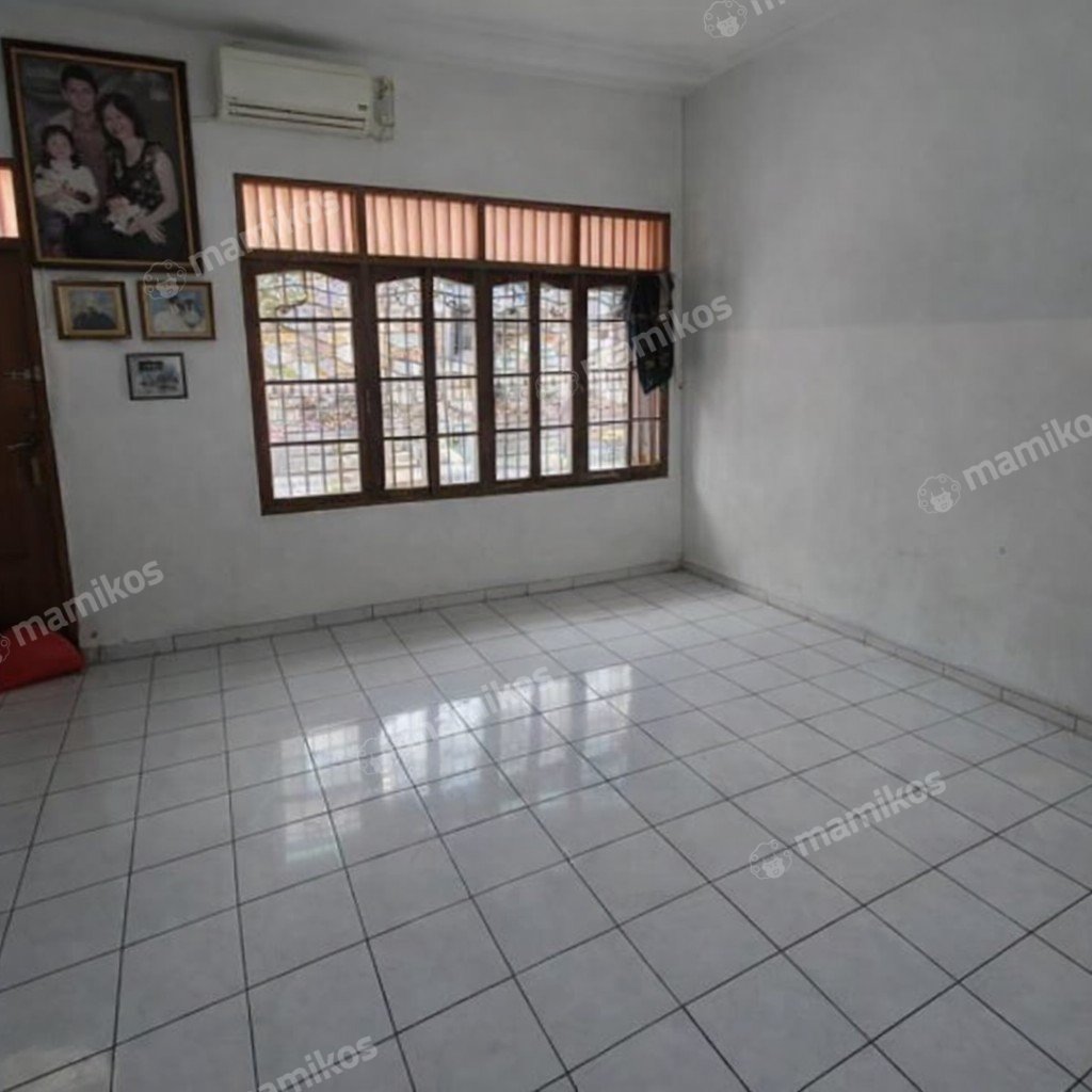 Rumah Sertifikat SHM 4 Kamar Tidur 2 Kamar Mandi Jelambar Jakarta Barat - Photo 2