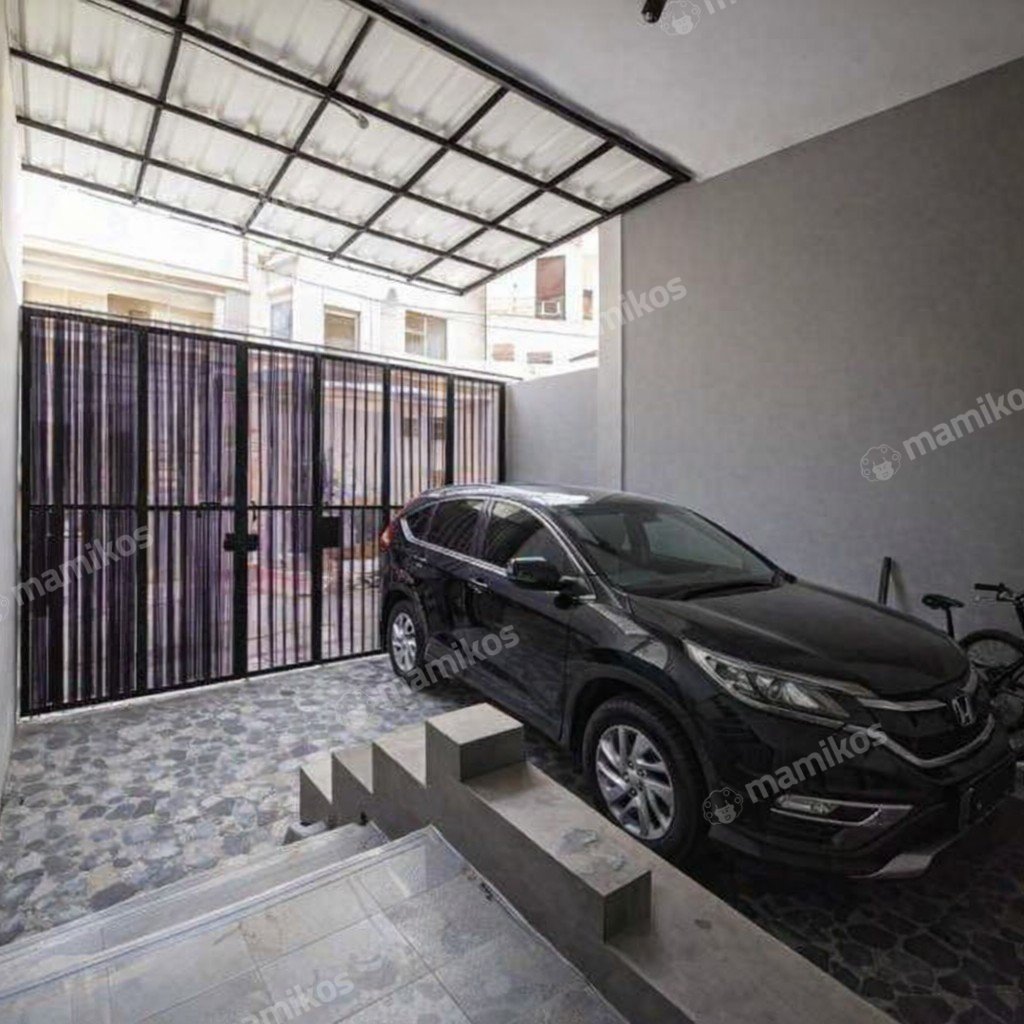 Rumah Sertifikat SHM 4 Kamar Tidur 4 Kamar Mandi Taman Ratu Jakarta Barat - Photo 3