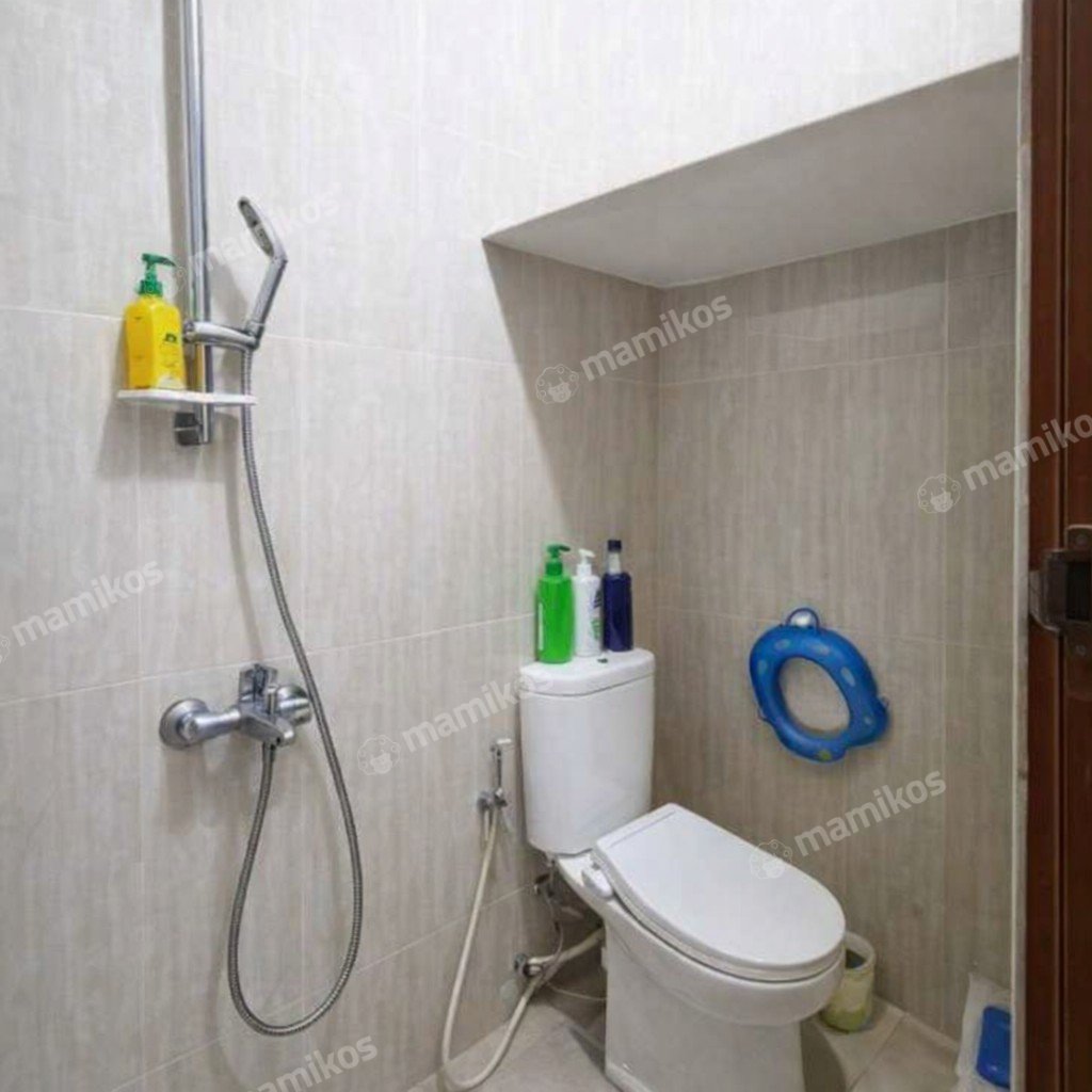 Rumah Sertifikat SHM 4 Kamar Tidur 4 Kamar Mandi Taman Ratu Jakarta Barat - Photo 5