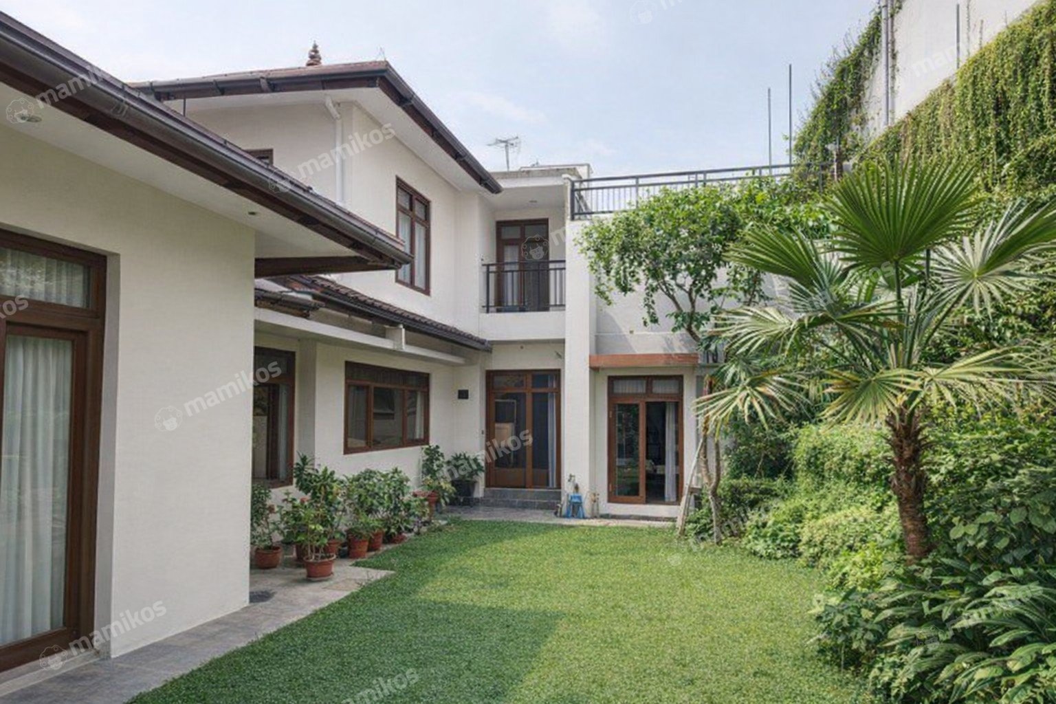 Rumah Sertifikat SHM 4 Kamar Tidur 4 Kamar Mandi Kemang Jakarta Selatan - Photo 2