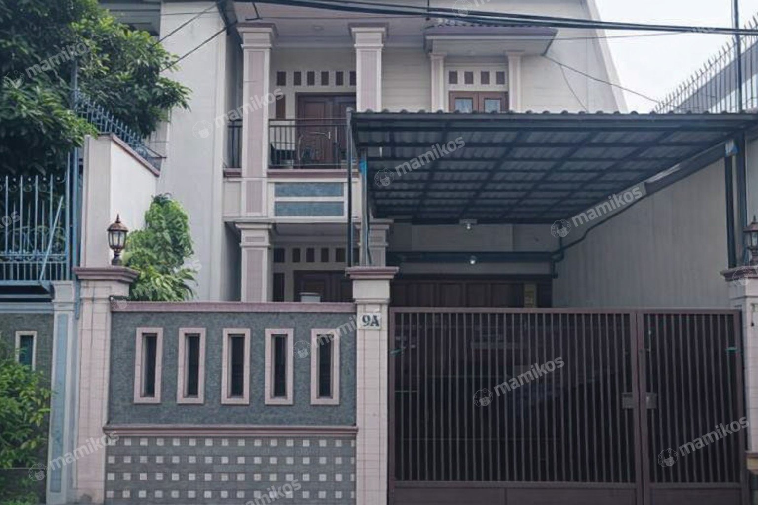 Rumah Sertifikat SHM 4 Kamar Tidur 4 Kamar Mandi Matraman Jakarta Timur