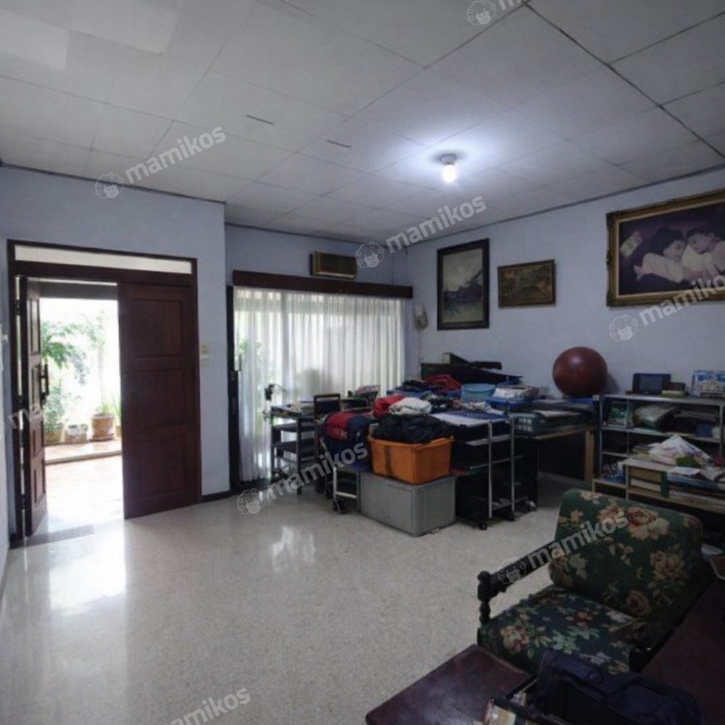 Rumah Sertifikat SHM 6 Kamar Tidur 3 Kamar Mandi Jatinegara Jakarta Timur - Photo 5