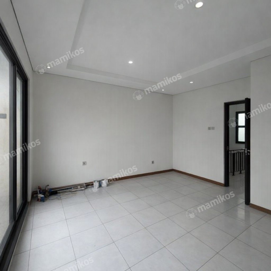 Rumah Sertifikat SHM 4 Kamar Tidur 4 Kamar Mandi Rawamangun Jakarta Timur - Photo 3