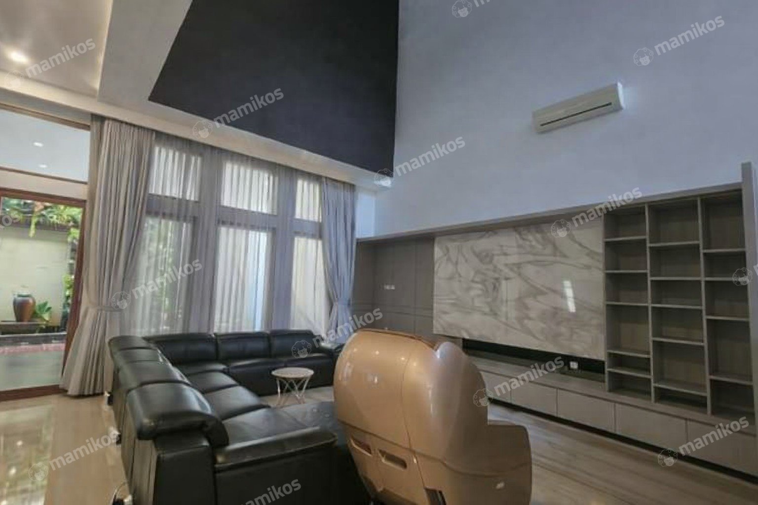 Rumah Sertifikat SHM 4 Kamar Tidur 4 Kamar Mandi Pantai Indah Kapuk Jakarta Utara