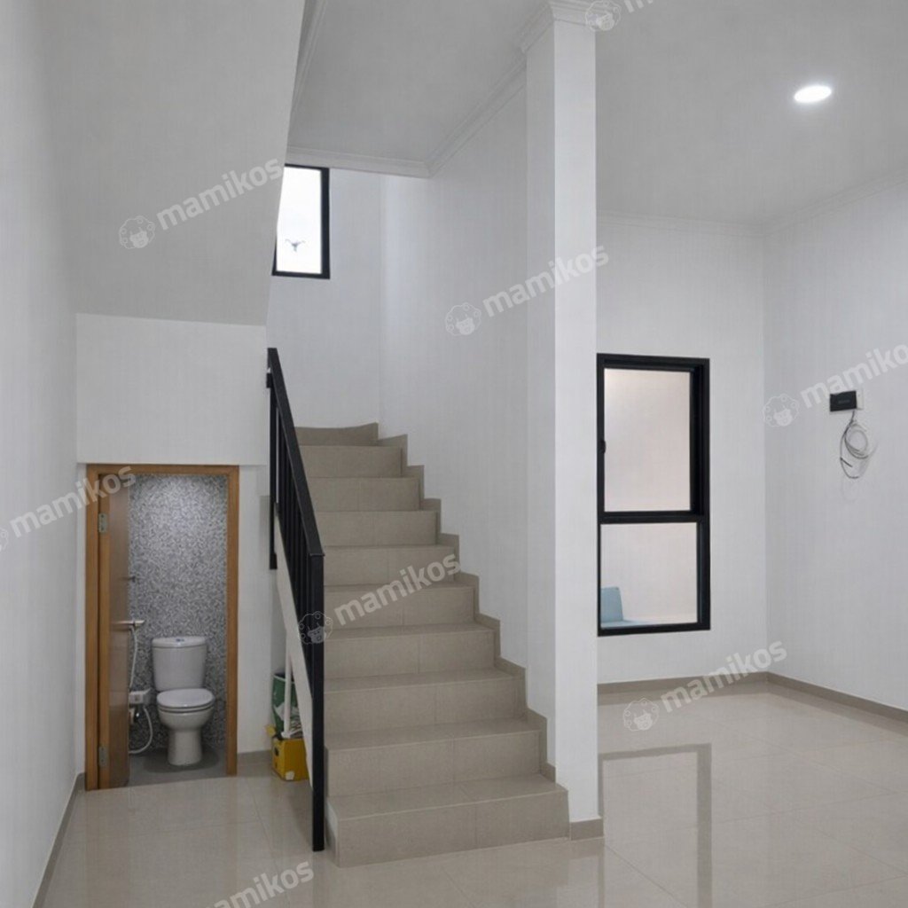 Rumah Sertifikat SHM 3 Kamar Tidur 3 Kamar Mandi Metland Puri Jakarta Barat - Photo 2
