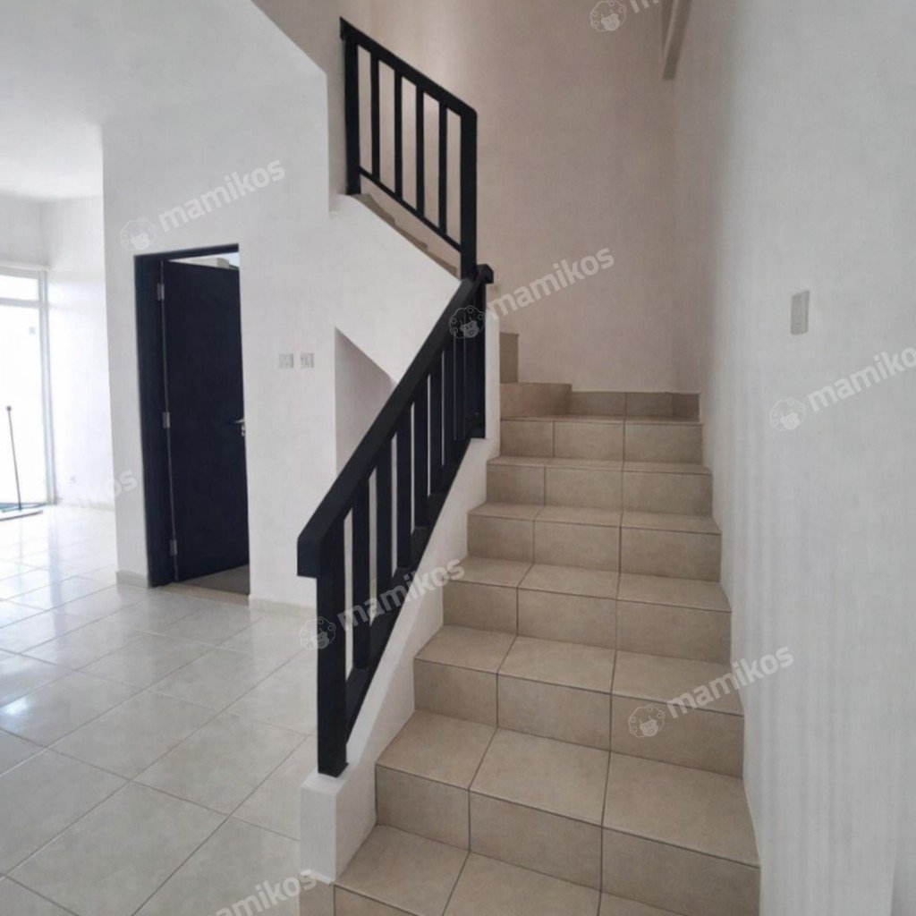 Rumah Sertifikat SHM 2 Kamar Tidur 2 Kamar Mandi Taman Surya Jakarta Barat - Photo 3