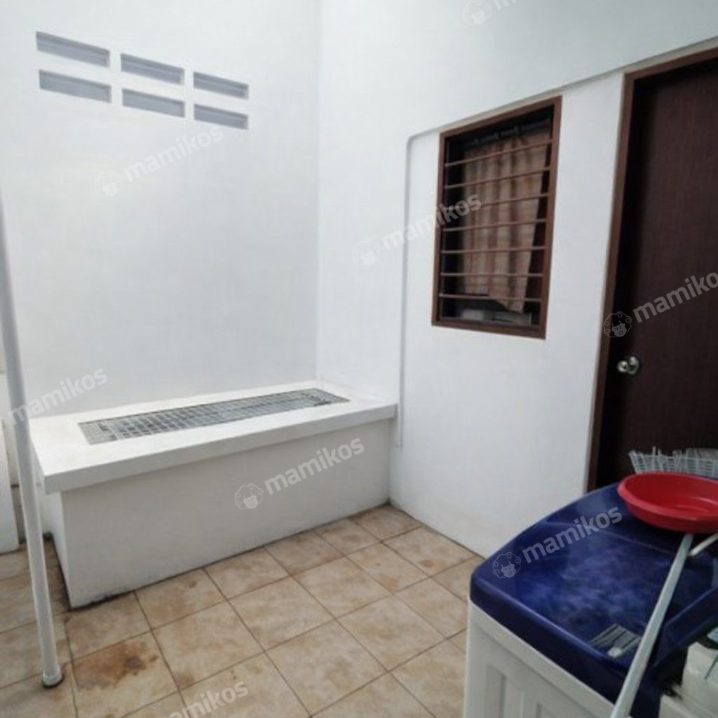 Rumah Sertifikat SHM 5 Kamar Tidur 3 Kamar Mandi Duren Sawit Jakarta Timur - Photo 4