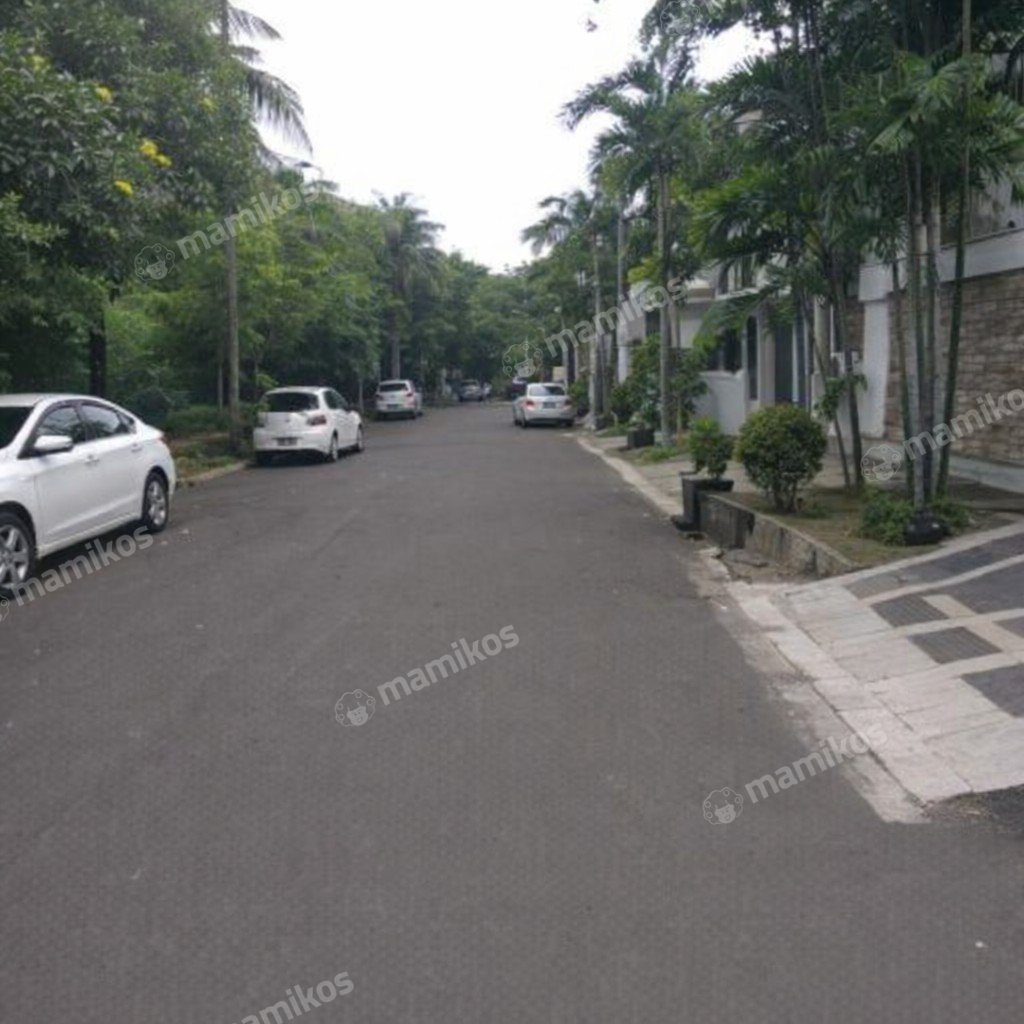 Rumah Sertifikat SHM 3 Kamar Tidur 3 Kamar Mandi Pulomas Jakarta Timur - Photo 4