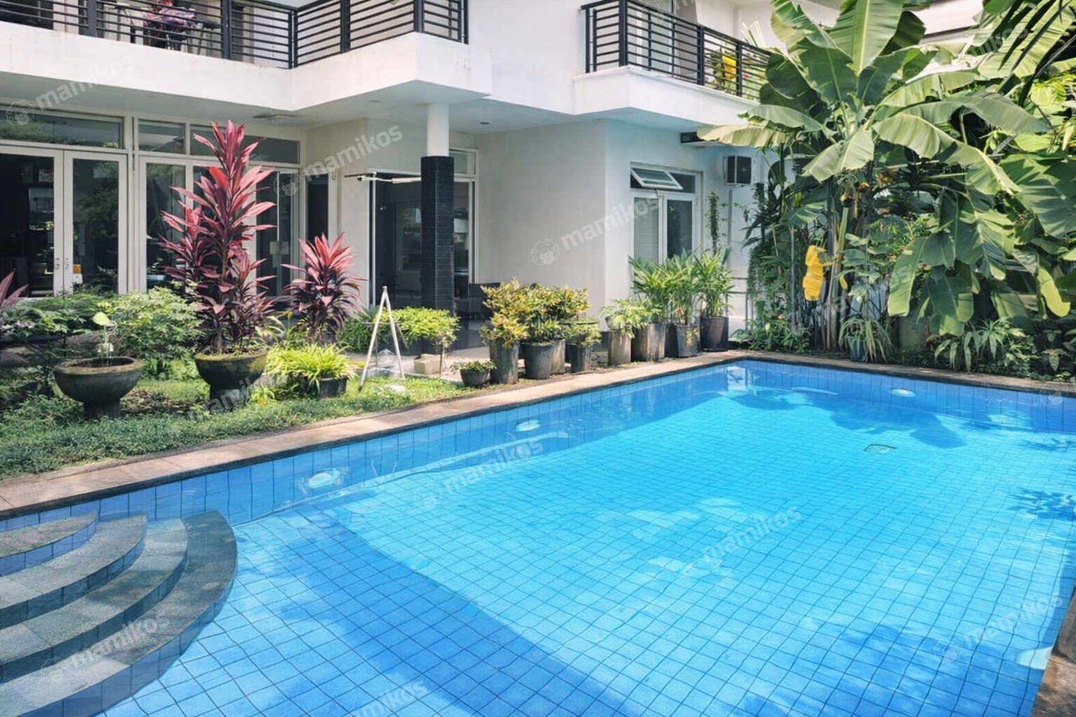 Rumah Sertifikat SHM 6 Kamar Tidur 6 Kamar Mandi Bangka Jakarta Selatan