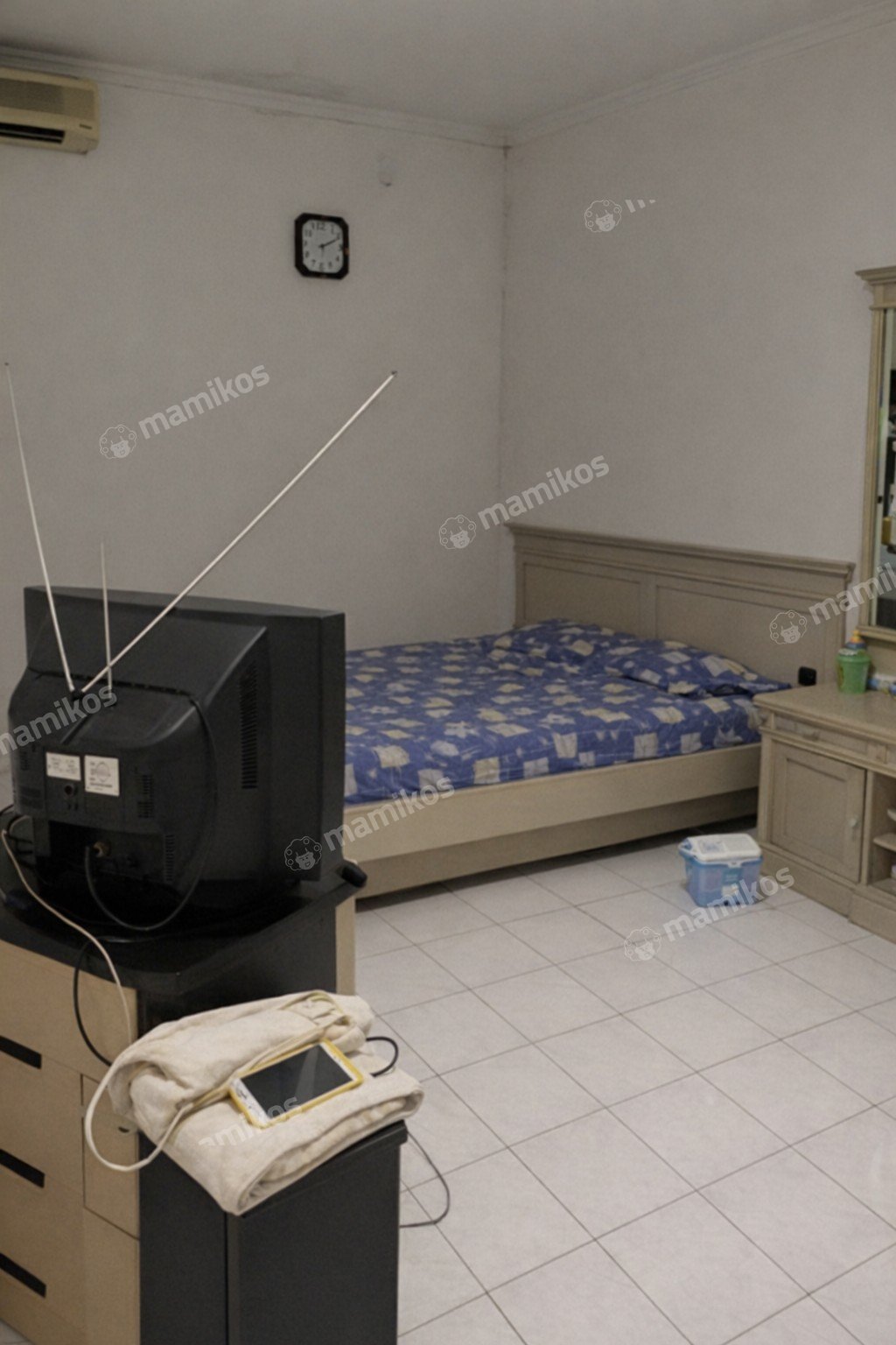 Rumah Sertifikat SHM 4 Kamar Tidur 3 Kamar Mandi Taman Palem Jakarta Barat - Photo 5