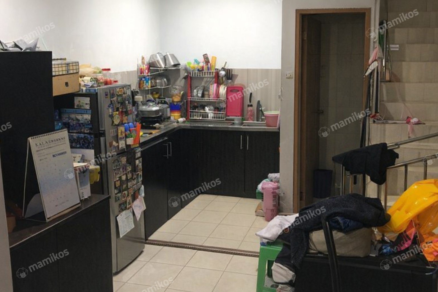 Rumah 2 Kamar Tidur 2 Kamar Mandi 2 Lantai Taman Palem Jakarta Barat