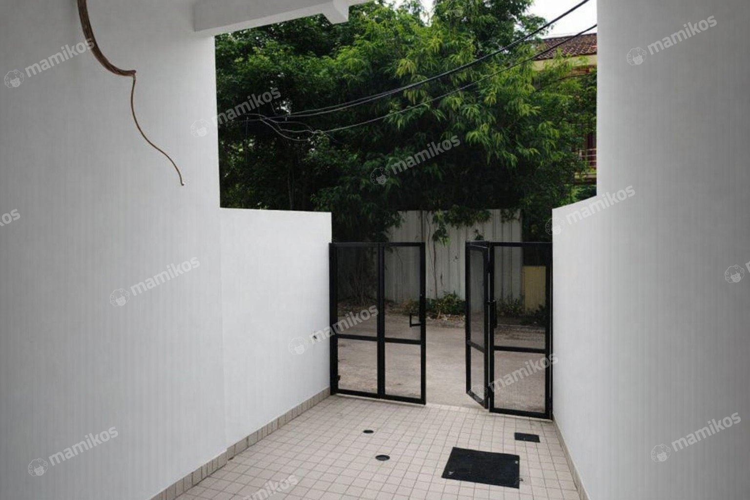 Rumah Sertifikat SHM 3 Kamar Tidur 3 Kamar Mandi Kedoya Jakarta Barat