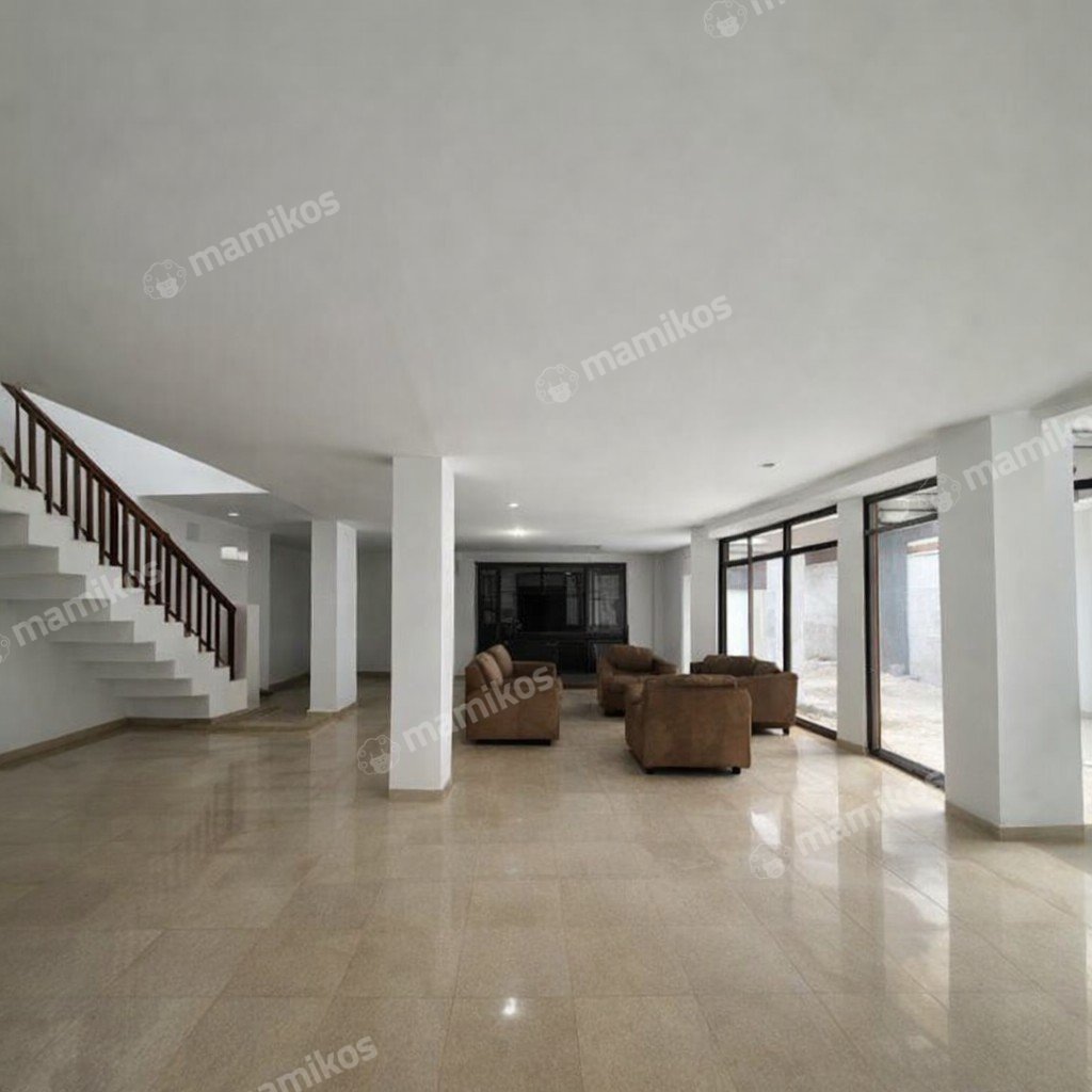 Rumah Sertifikat SHM 3 Kamar Tidur 3 Kamar Mandi Kebayoran Baru Jakarta Selatan - Photo 5