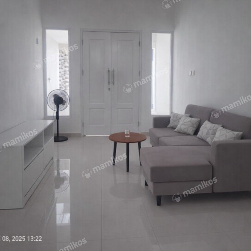 Rumah Sertifikat SHM 3 Kamar Tidur 3 Kamar Mandi Duren Sawit Jakarta Timur - Photo 2