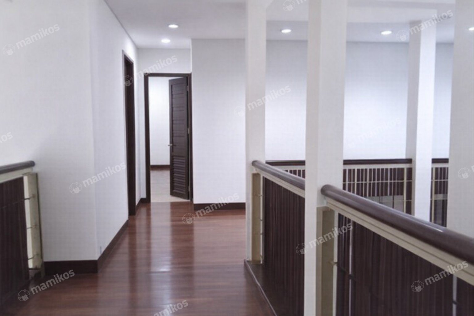 Rumah Sertifikat SHM 5 Kamar Tidur 3 Kamar Mandi Kelapa Gading Jakarta Utara