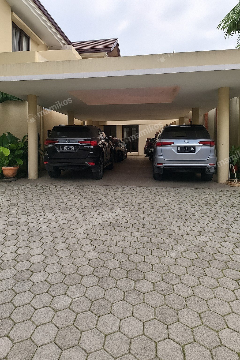 Rumah Sertifikat SHM 5 Kamar Tidur 5 Kamar Mandi Cipete Jakarta Selatan - Photo 4