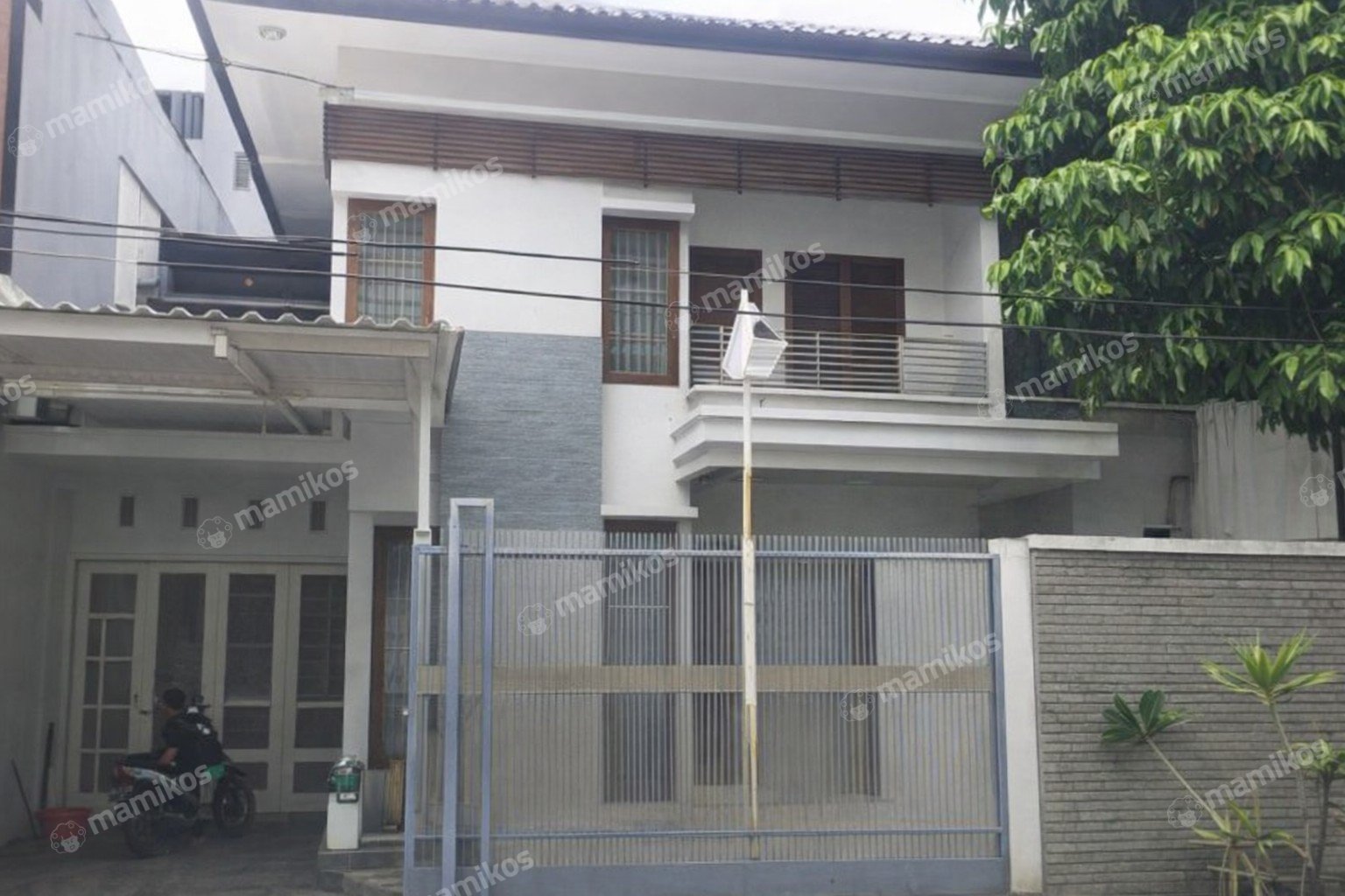Rumah Sertifikat SHM 5 Kamar Tidur 5 Kamar Mandi Kebayoran Baru Jakarta Selatan