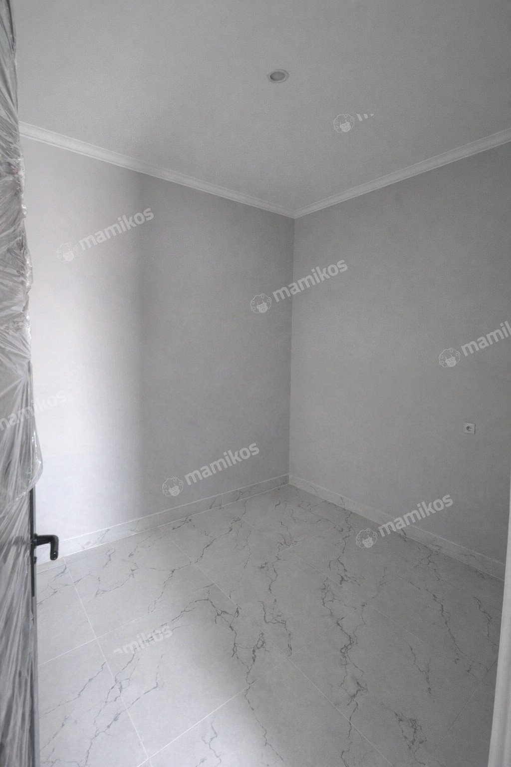 Rumah Sertifikat SHM 3 Kamar Tidur 3 Kamar Mandi Jatinegara Jakarta Timur - Photo 3