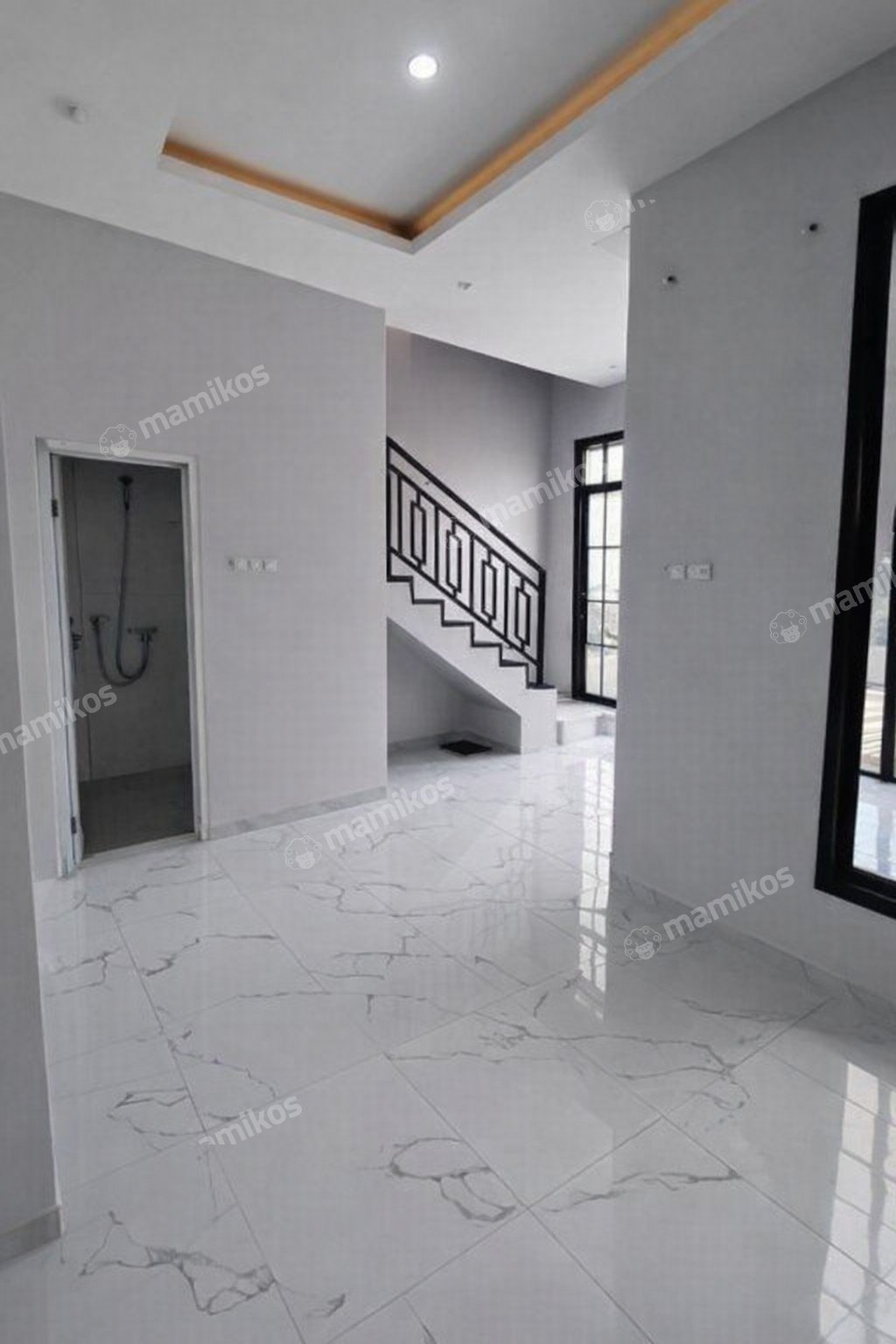 Rumah Sertifikat SHM 3 Kamar Tidur 3 Kamar Mandi Jatinegara Jakarta Timur - Photo 4