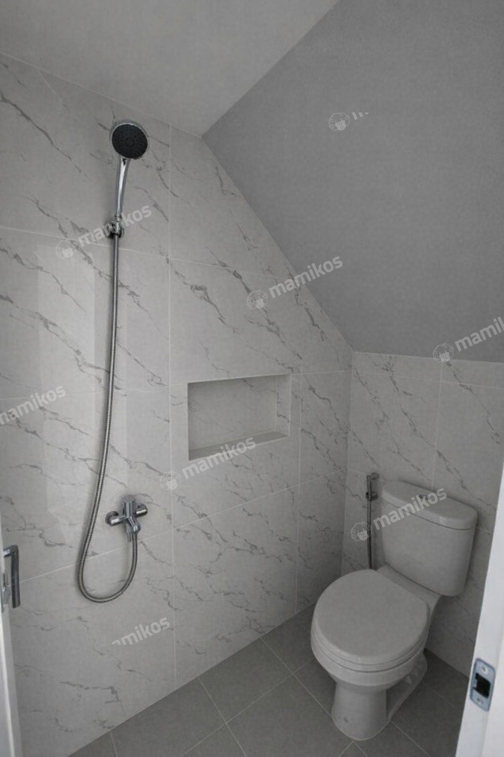 Rumah Sertifikat SHM 3 Kamar Tidur 3 Kamar Mandi Jatinegara Jakarta Timur - Photo 5