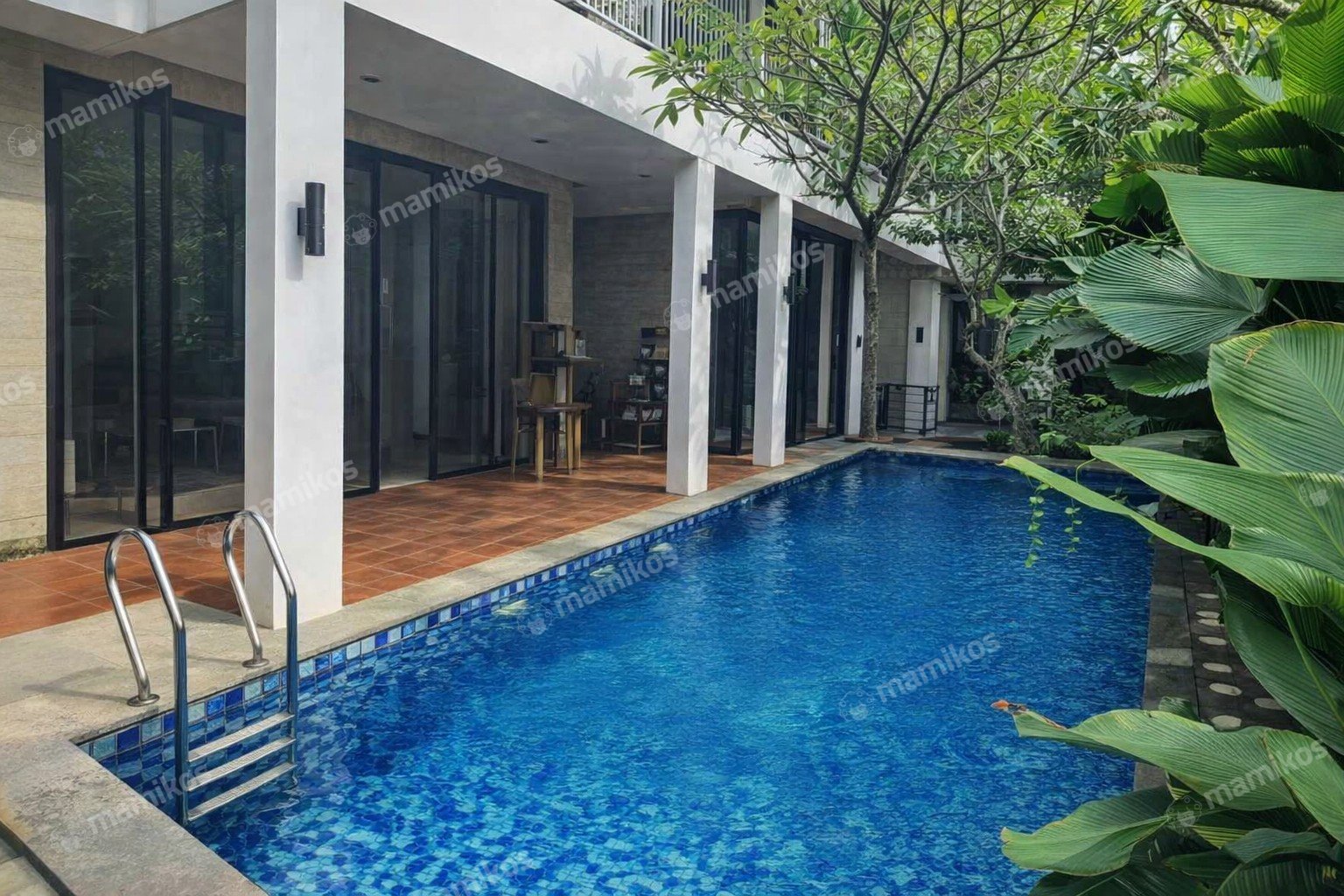 Rumah Sertifikat SHM 4 Kamar Tidur 4 Kamar Mandi Kemang Jakarta Selatan