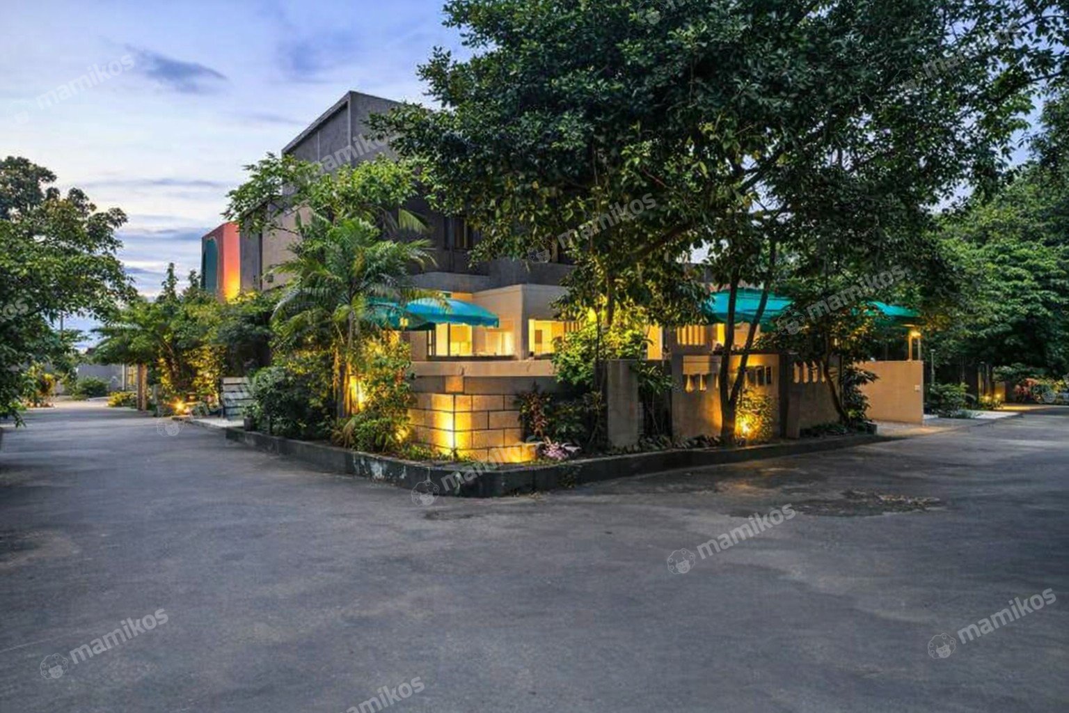 Rumah Sertifikat SHM 6 Kamar Tidur 5 Kamar Mandi Pondok Kelapa Jakarta Timur