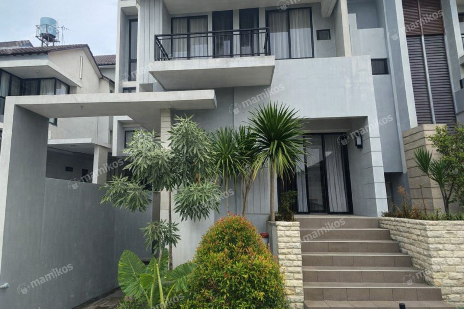 Rumah Baru 5 Kamar Tidur 3 Kamar Mandi Green Mansion Jakarta Barat