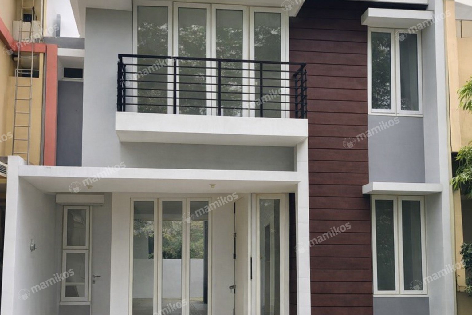 Rumah Sertifikat SHM 3 Kamar Tidur 2 Kamar Mandi Citra Grand Jakarta Timur