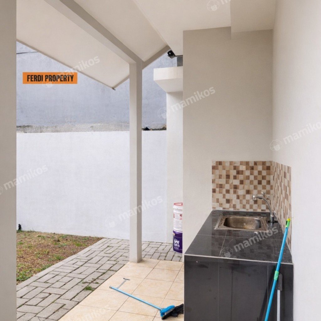 Rumah Sertifikat SHM 3 Kamar Tidur 2 Kamar Mandi Citra Grand Jakarta Timur - Photo 2