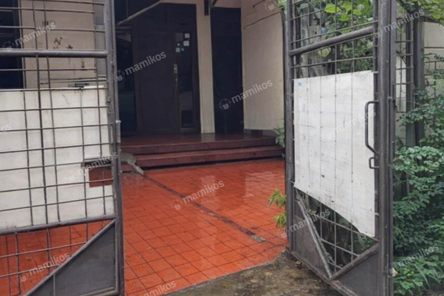 Rumah Sertifikat SHM 4 Kamar Tidur 3 Kamar Mandi Joglo Jakarta Barat