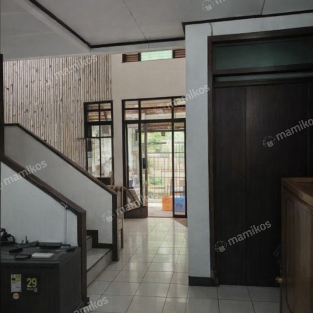 Rumah Sertifikat SHM 4 Kamar Tidur 3 Kamar Mandi Joglo Jakarta Barat - Photo 3