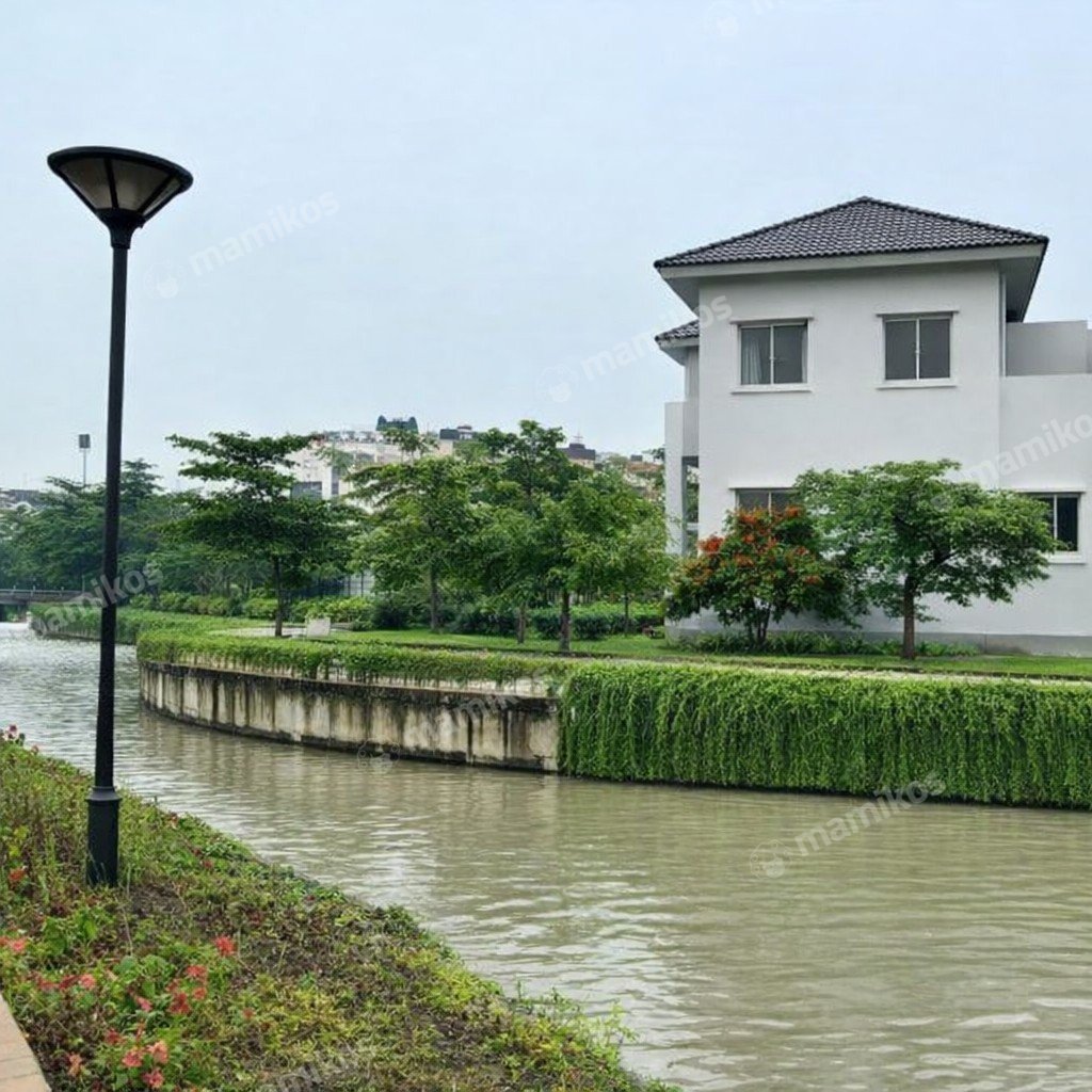 Rumah Sertifikat HGB 4 Kamar Tidur 4 Kamar Mandi Golf Island Jakarta Utara - Photo 5
