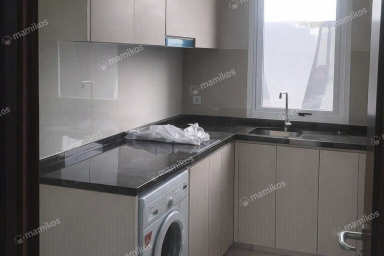 Rumah Sertifikat SHM 4 Kamar Tidur 3 Kamar Mandi Puri Mansion Jakarta Barat