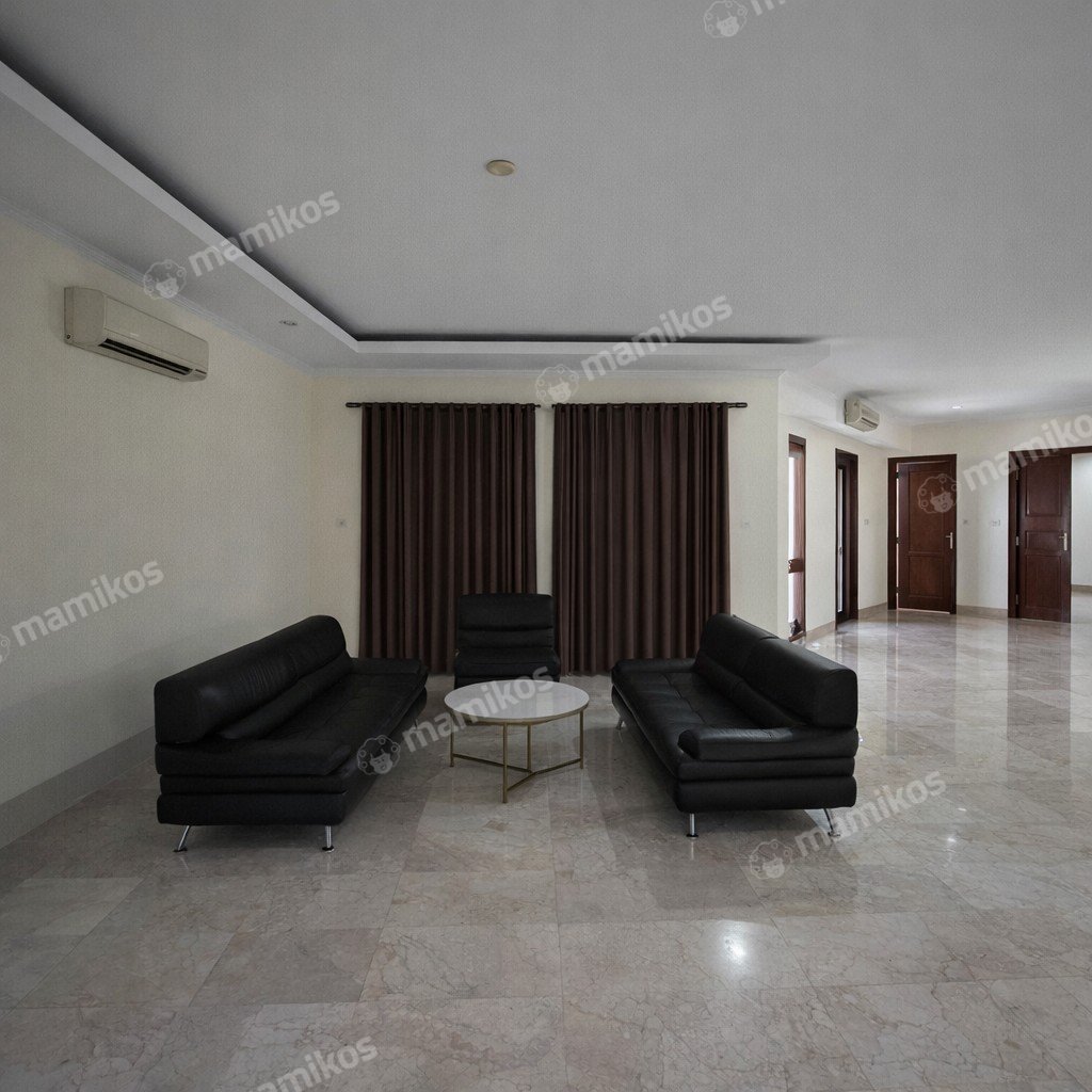 Rumah Sertifikat SHM 4 Kamar Tidur 3 Kamar Mandi Kemang Jakarta Selatan - Photo 2