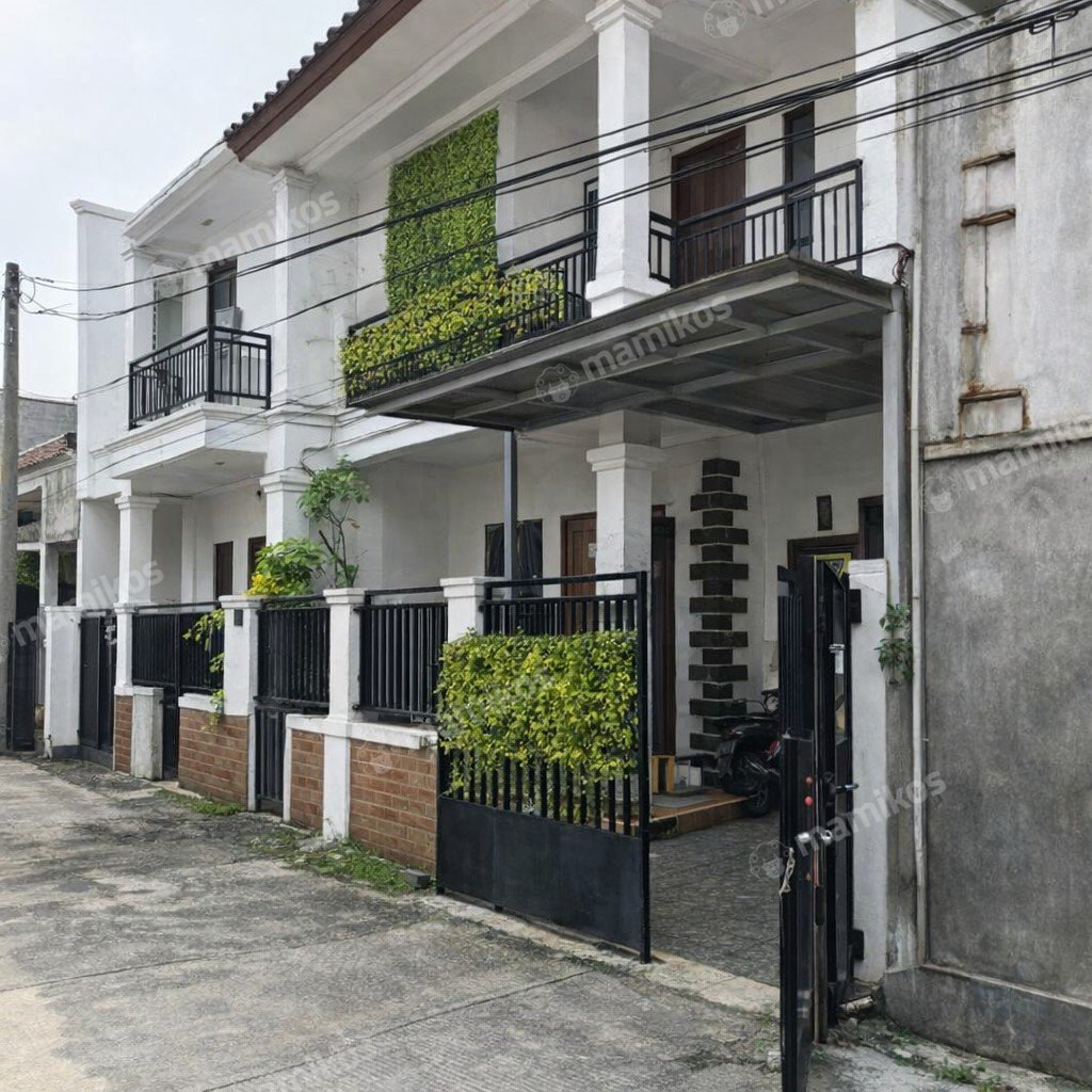 Rumah Sertifikat SHM 3 Kamar Tidur 3 Kamar Mandi Cipayung Jakarta Timur - Photo 2