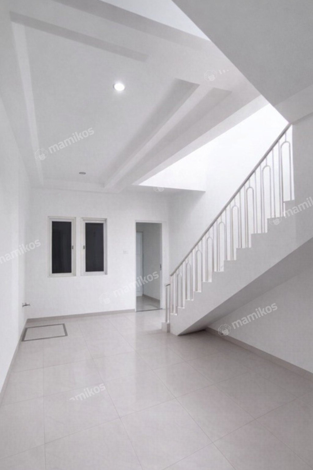 Rumah Sertifikat SHM 4 Kamar Tidur 4 Kamar Mandi Kota Wisata Jakarta Timur - Photo 5