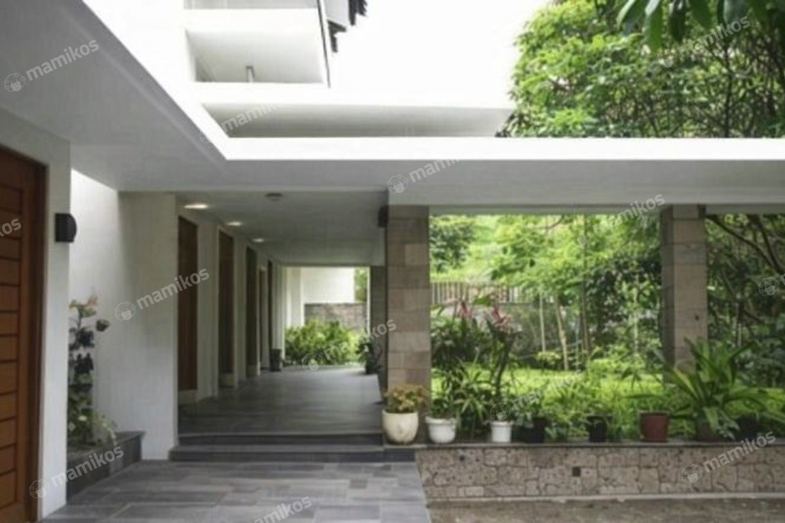 Rumah Sertifikat SHM 6 Kamar Tidur 6 Kamar Mandi Kebayoran Baru Jakarta Selatan